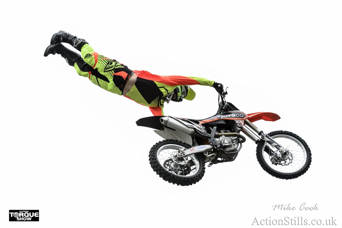 Motor Cross Superman Stunt